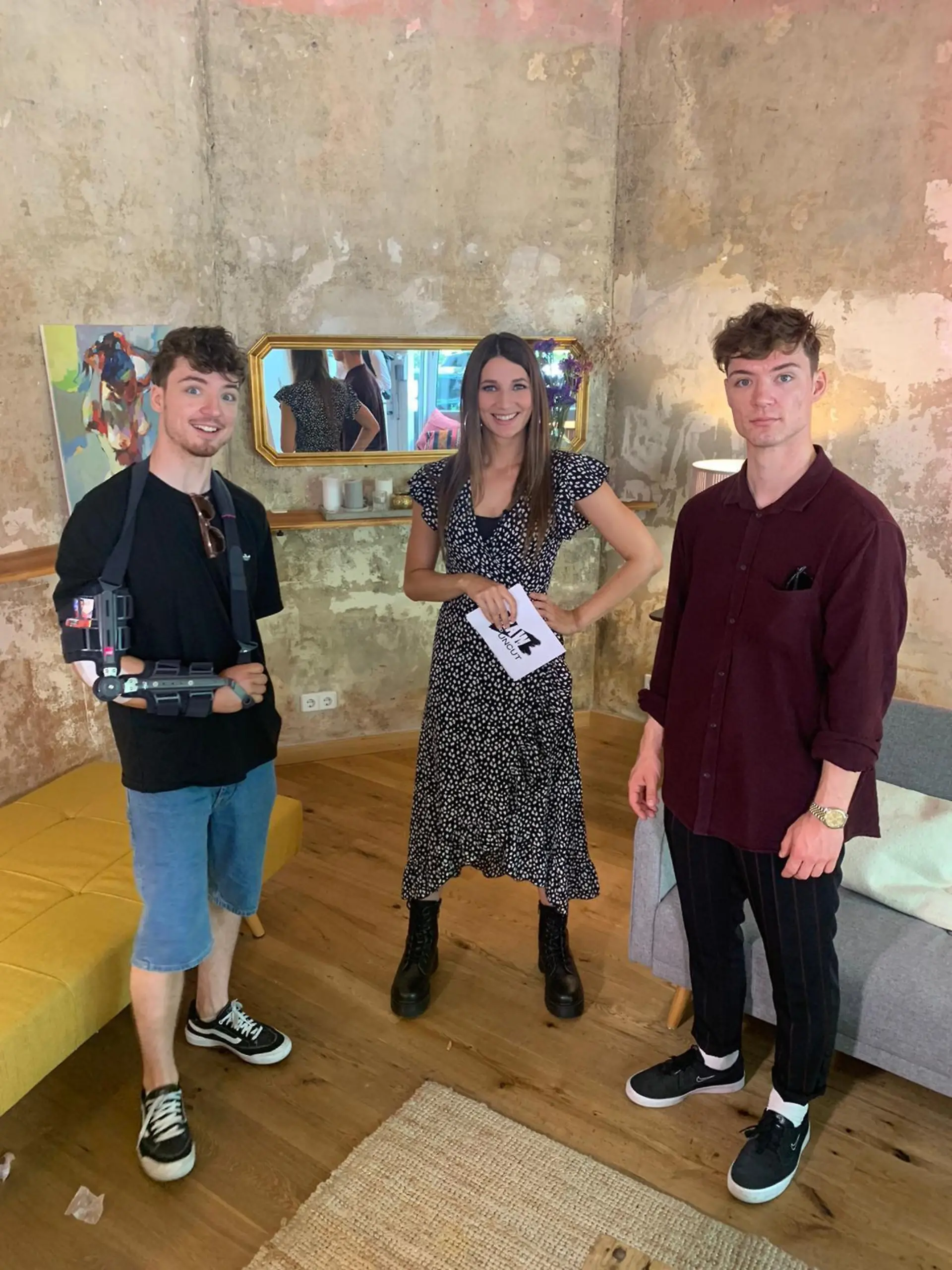 Jessica Kühefuß mit Roman und Heiko Lochmann von "Die Lochis"