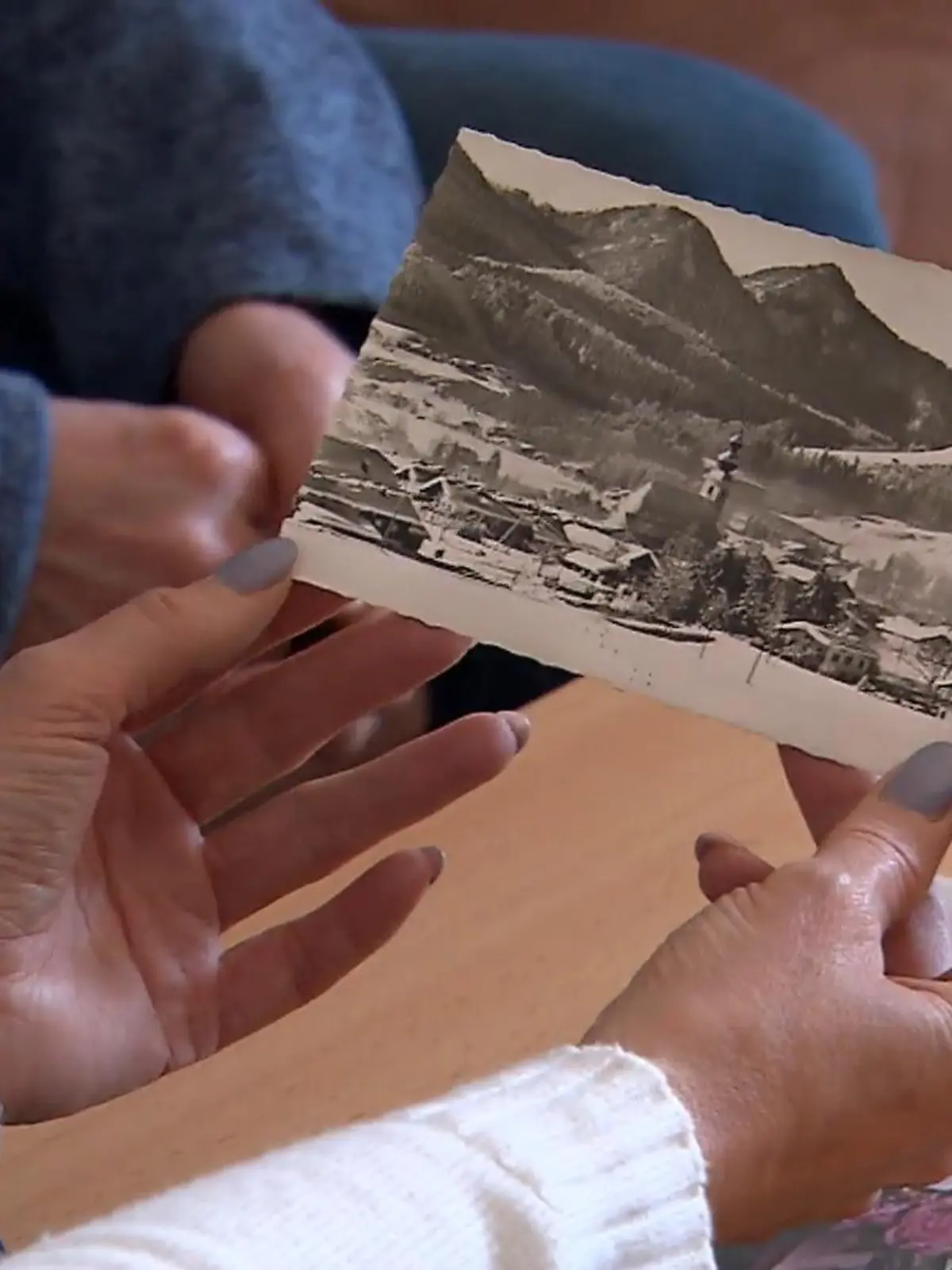 Bild zu: "Postkarte 59 Jahre unterwegs"