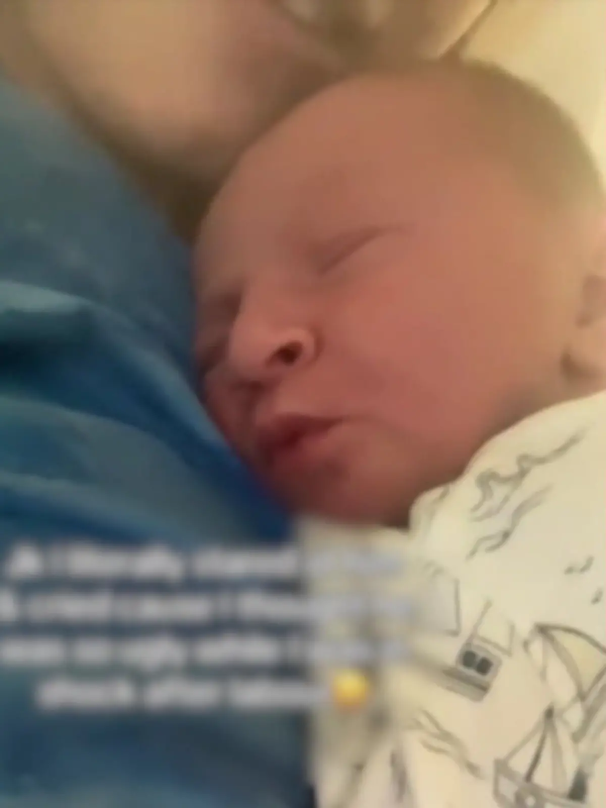 Mutter findet Baby hässlich – Expertin erklärt: So normal sind solche Gefühle
