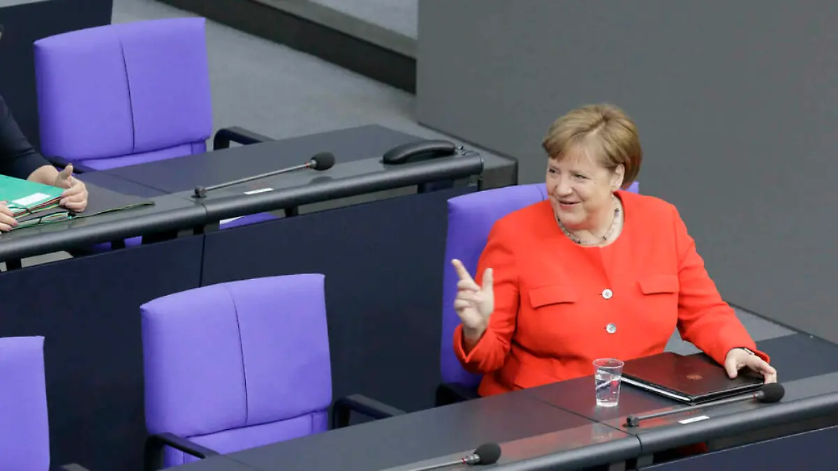 Warum trägt Angela Merkel keine Maske?