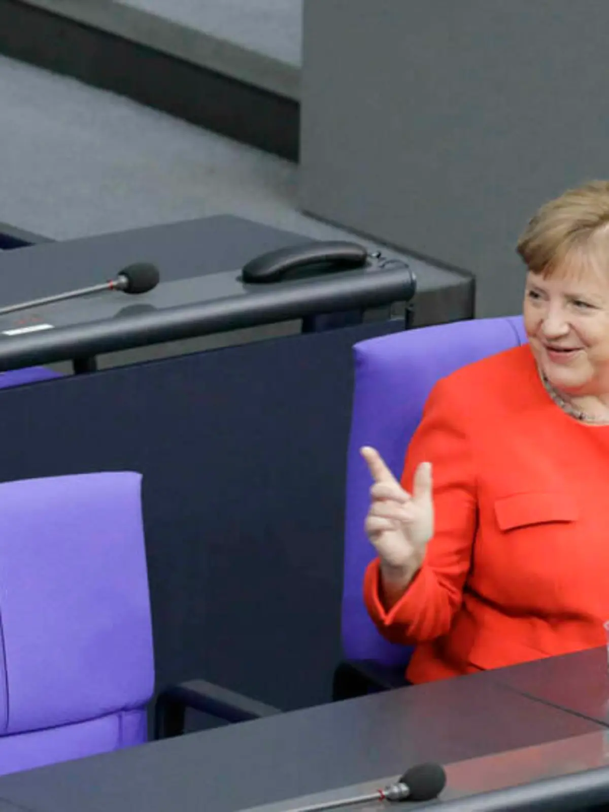 Warum trägt Angela Merkel keine Maske?