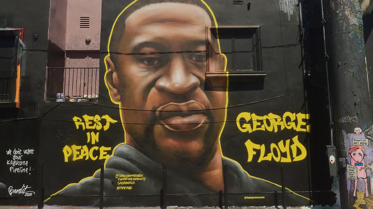 A mural go George Floyd commemorates the killing of George Floyd on Melrose Avenue in Los Angeles on Friday, June 12, 2020. The Minneapolis City Council on Friday unanimously passed a resolution to pursue a community-led public safety system to replace the police department following the death of George Floyd at the hands of the city s police. PUBLICATIONxINxGERxSUIxAUTxHUNxONLY LAP2020061225 JIMxRUYMEN