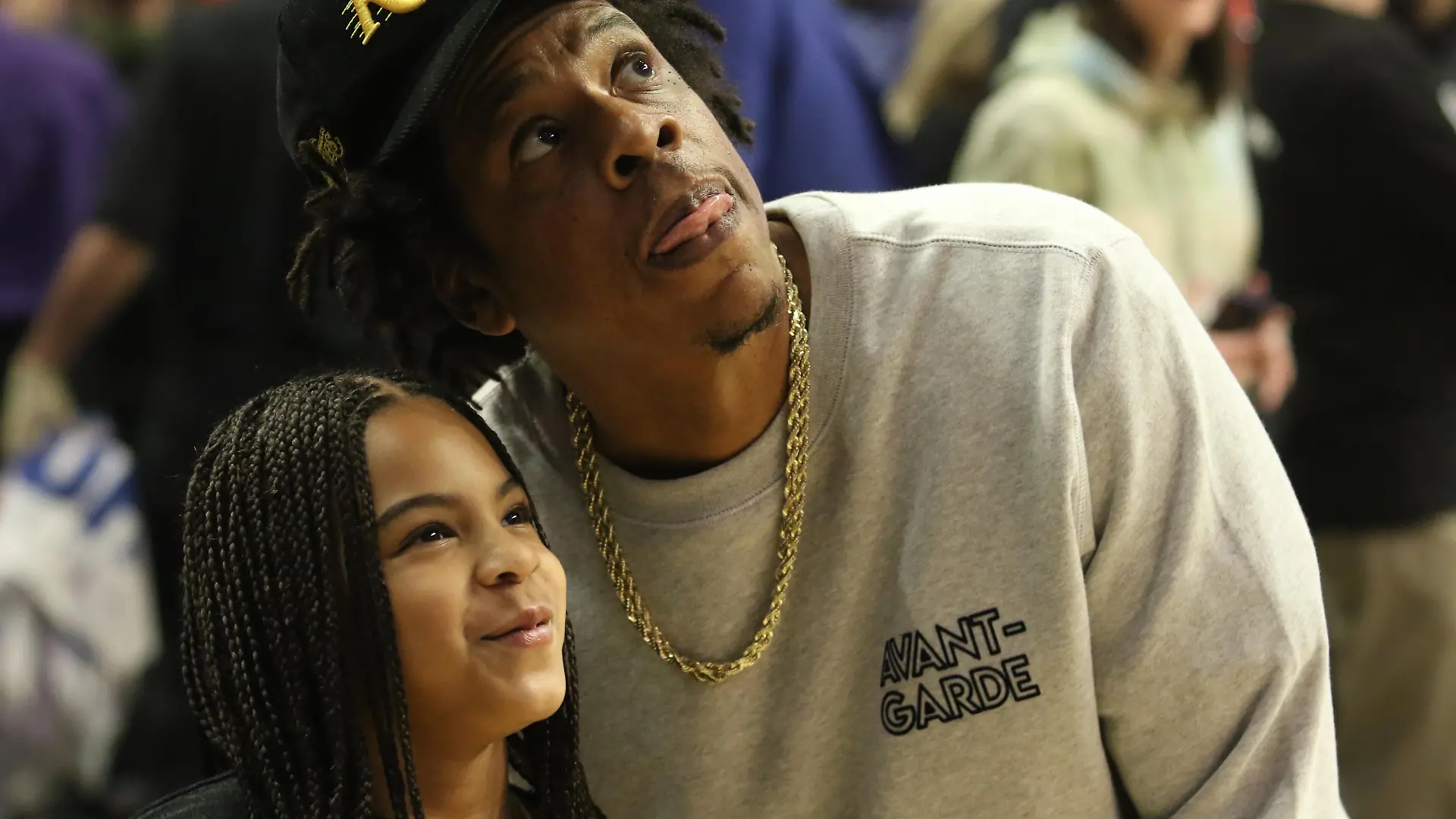 Jay-Z and Blue Ivy Carter share a GirlDad moment as they attend a basketball game between the Los Angeles Clippers and the Los Angeles Lakers at Staples Center on March 08, 2020 in Los Angeles, California
Pictured: Jay Z and Blue Ivy Carter
Ref: SPL5155054 080320 NON-EXCLUSIVE
Picture by: London Entertainment / SplashNews.com
Splash News and Pictures
Los Angeles: 310-821-2666
New York: 212-619-2666
London: +44 (0)20 7644 7656
Berlin: +49 175 3764 166
photodesk@splashnews.com
World Rights,