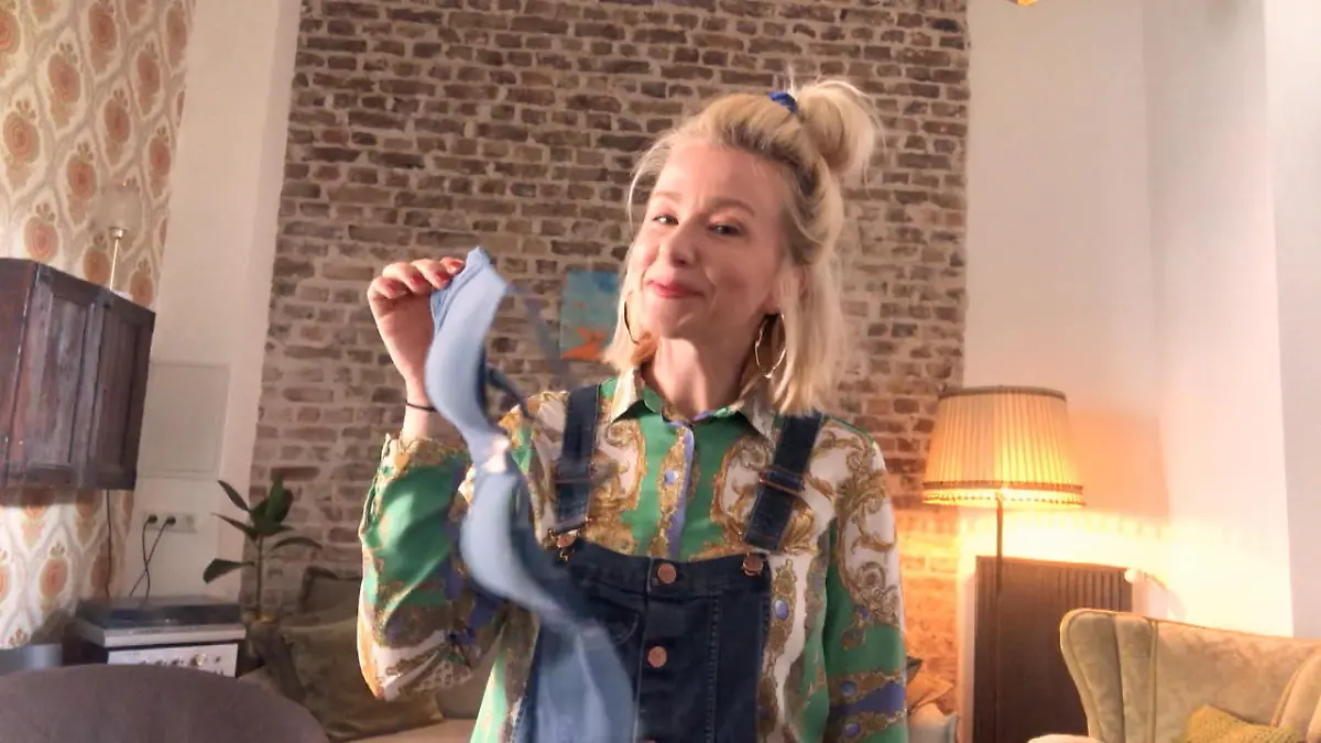 Anleitung: DIY-Maske aus altem BH basteln In nur 3 Schritten