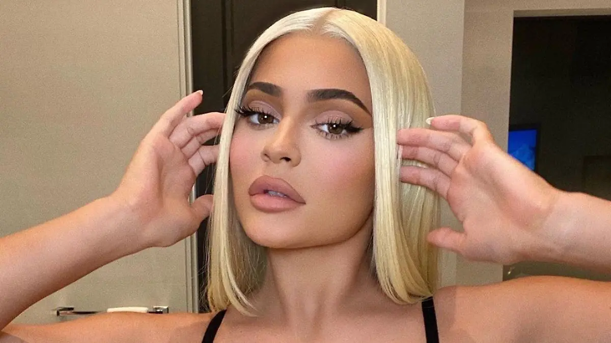 Kylie Jenner ist erst seit wenigen Tagen platinblond