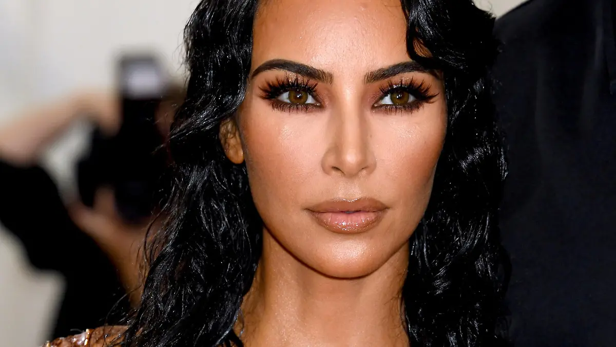 ARCHIV - 02.05.2019, USA, New York: Kim Kardashian kommt zur Met Gala. Sie hat Ärger mit traditionsbewussten Japanern. Kardashian wies deren Kritik an ihrer neuen Kimono-Modelinie zurück. (zu dpa "Japaner kritisieren Kim Kardashian wegen Kimono-Unterwäsche") Foto: Jennifer Graylock/PA Wire/dpa +++ dpa-Bildfunk +++