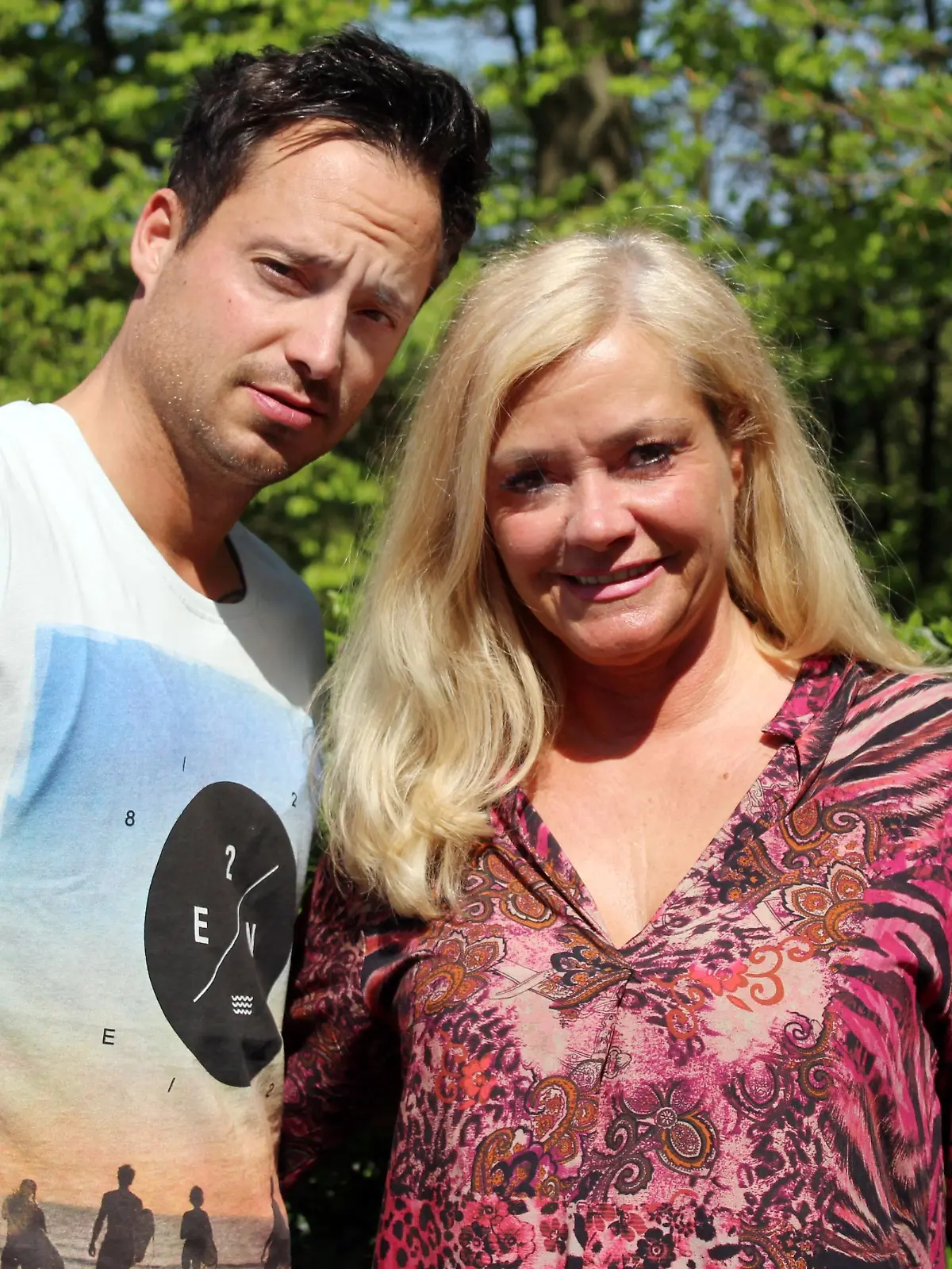 Kandidat Dennis mit seiner Mutter Carmen.