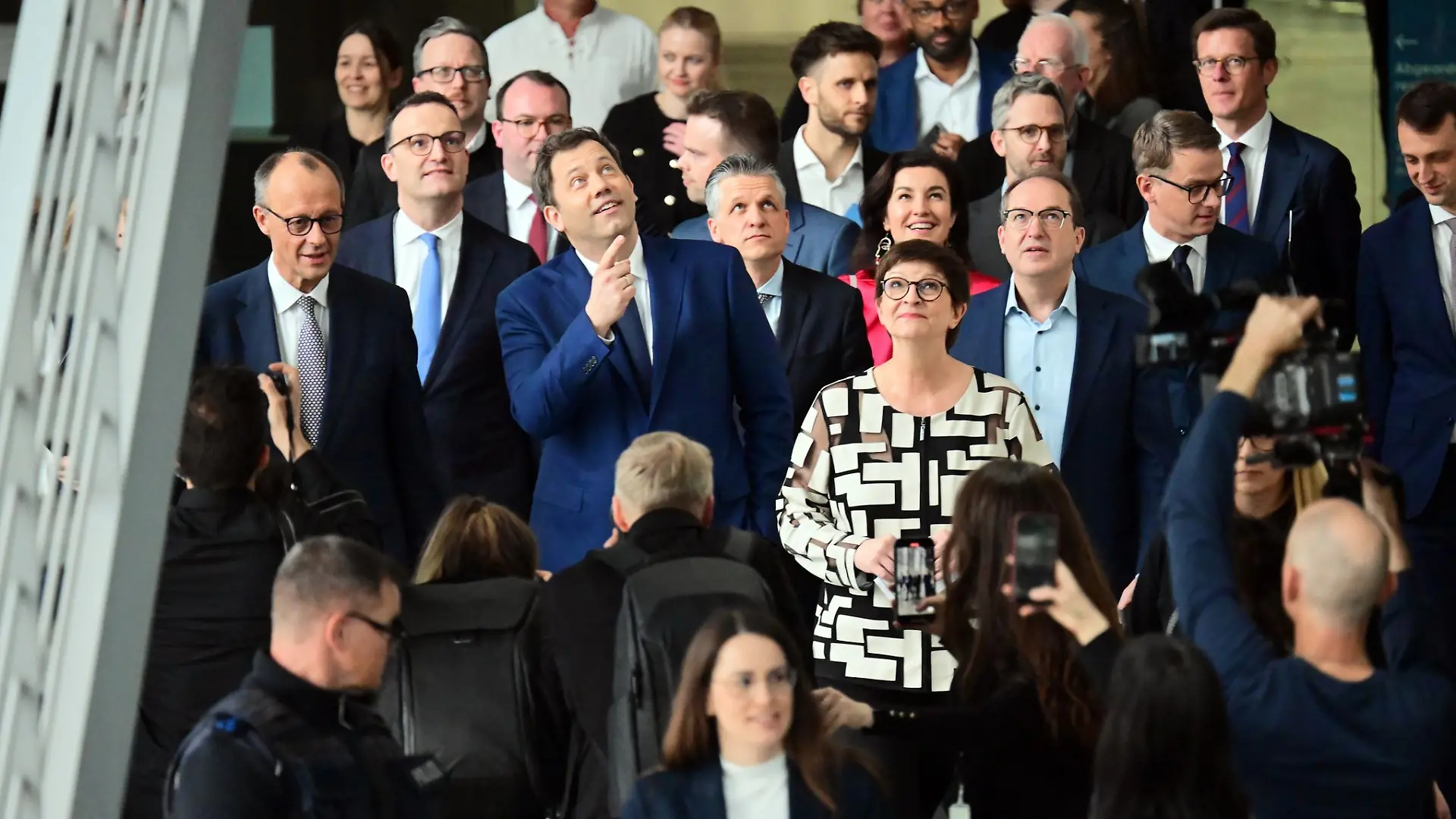 Wen CDU, CSU und SPD ins Kabinett des wohl künftigen Kanzlers Friedrich Merz schicken werden, ist noch offen.