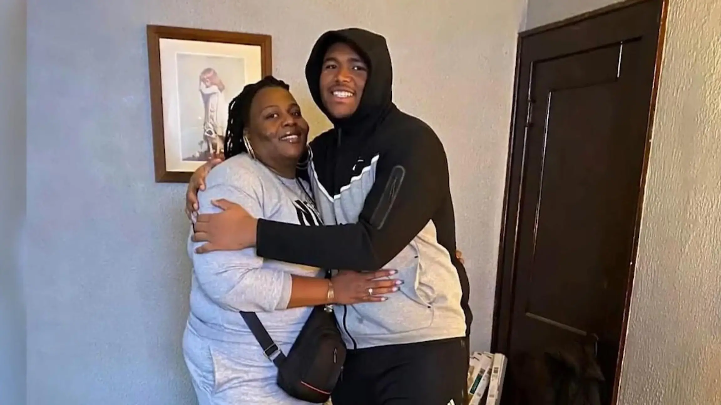 NFL-Talent Derrick Harmon trauert um seine Mutter Harter Schicksalsschlag nach NFL-Draft