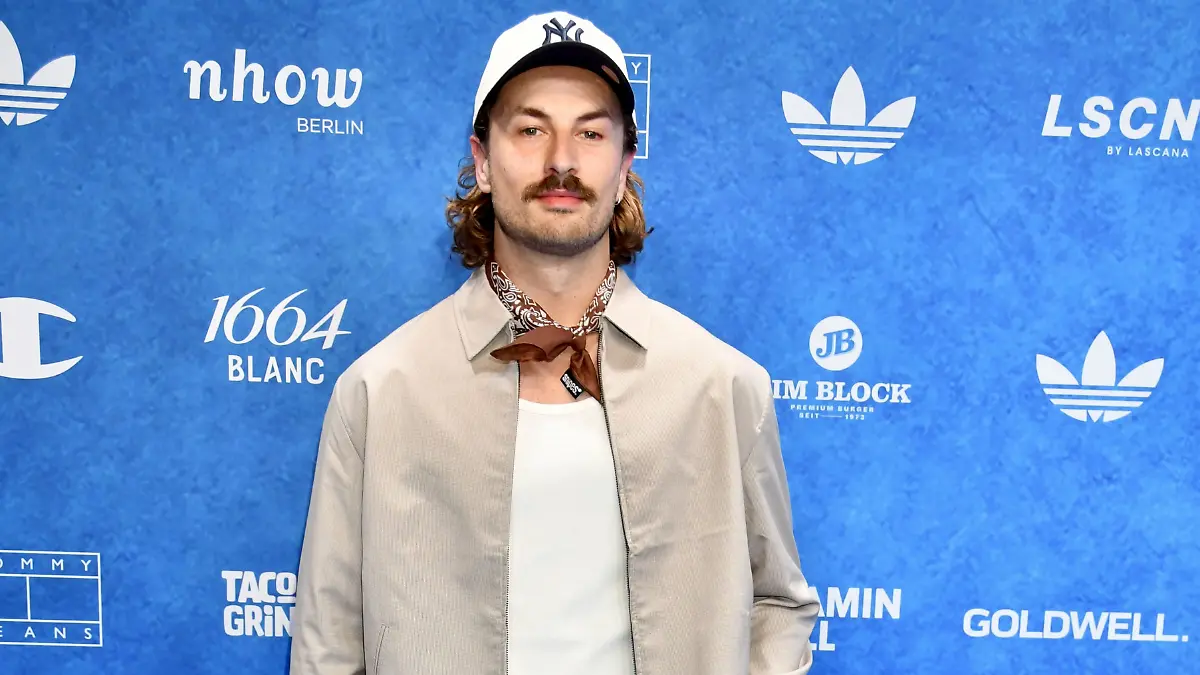 Nicolas Puschmann bei der Fashionmania by About You Fashion Week 2025.