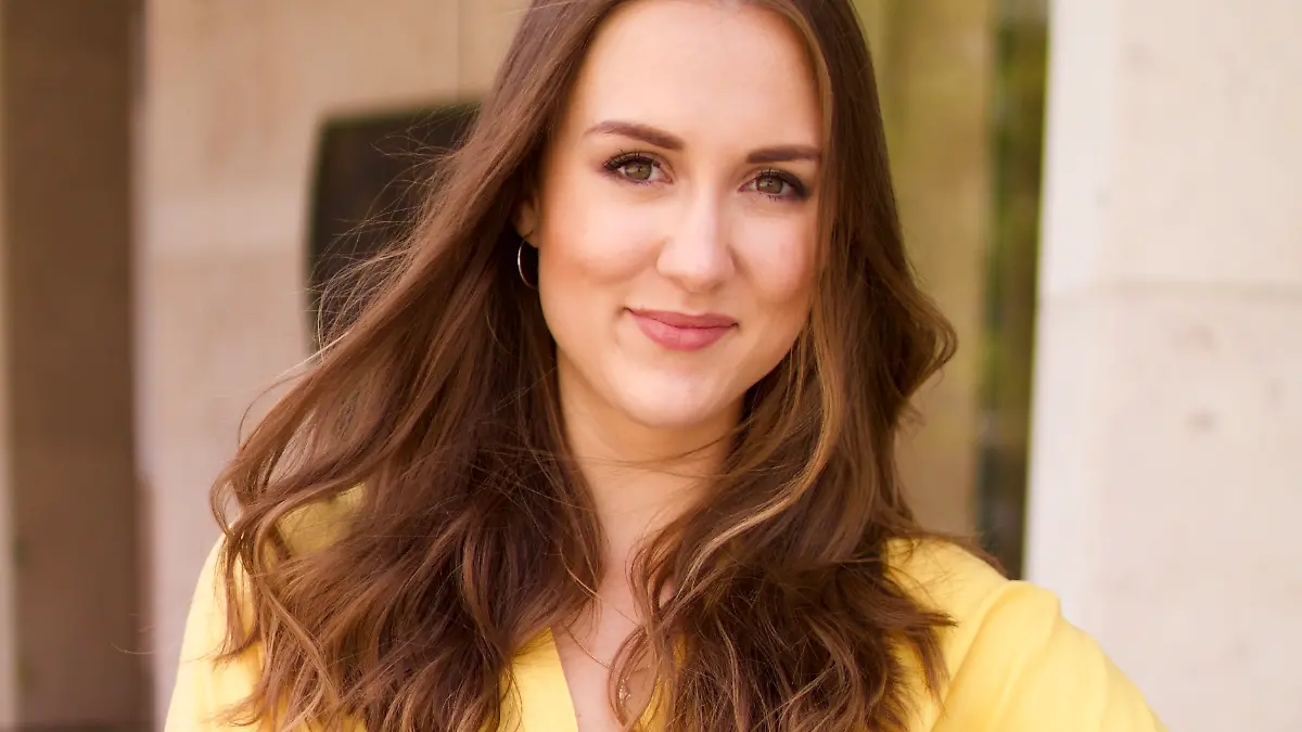 Melanie Haselhoff ist Wettermoderatorin bei Punkt 6/7/8, ntv und RTL Aktuell