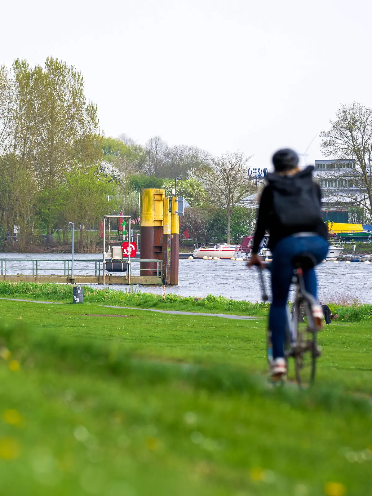 Bild zu: "Wird es in Bremen bald eine Seilbahn geben?"