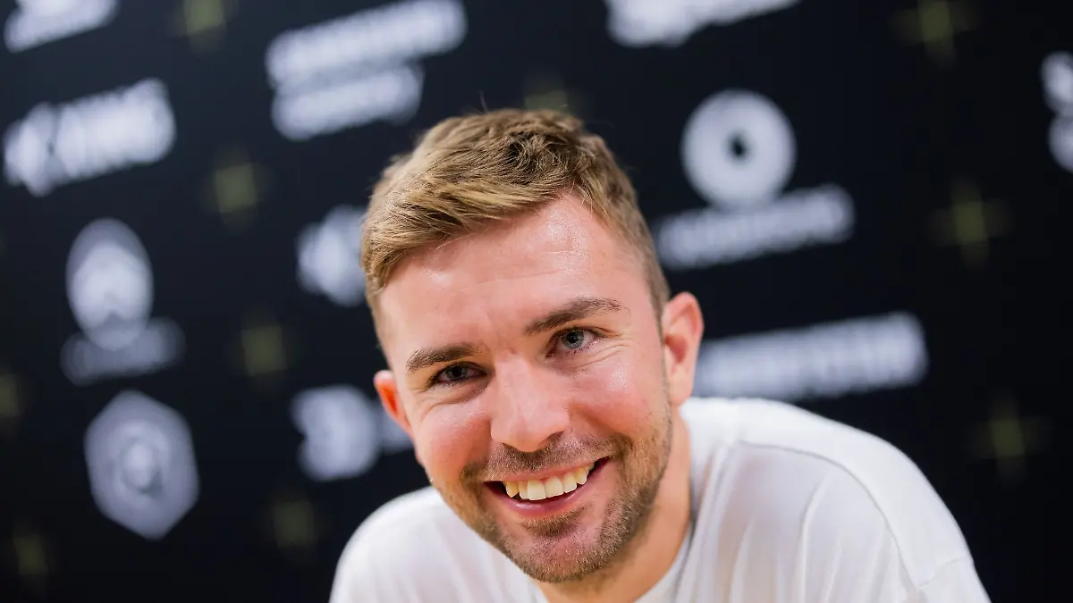 Als Spion in Buchhandlungen unterwegs: Ex-Fußballer Christoph Kramer.