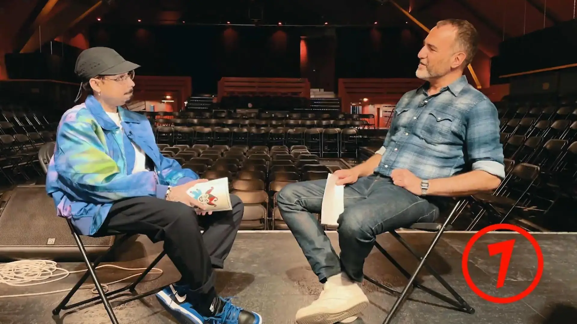 Diesen Comedian hält Tony Bauer für komplett überschätzt Ein Promi, ein Joker