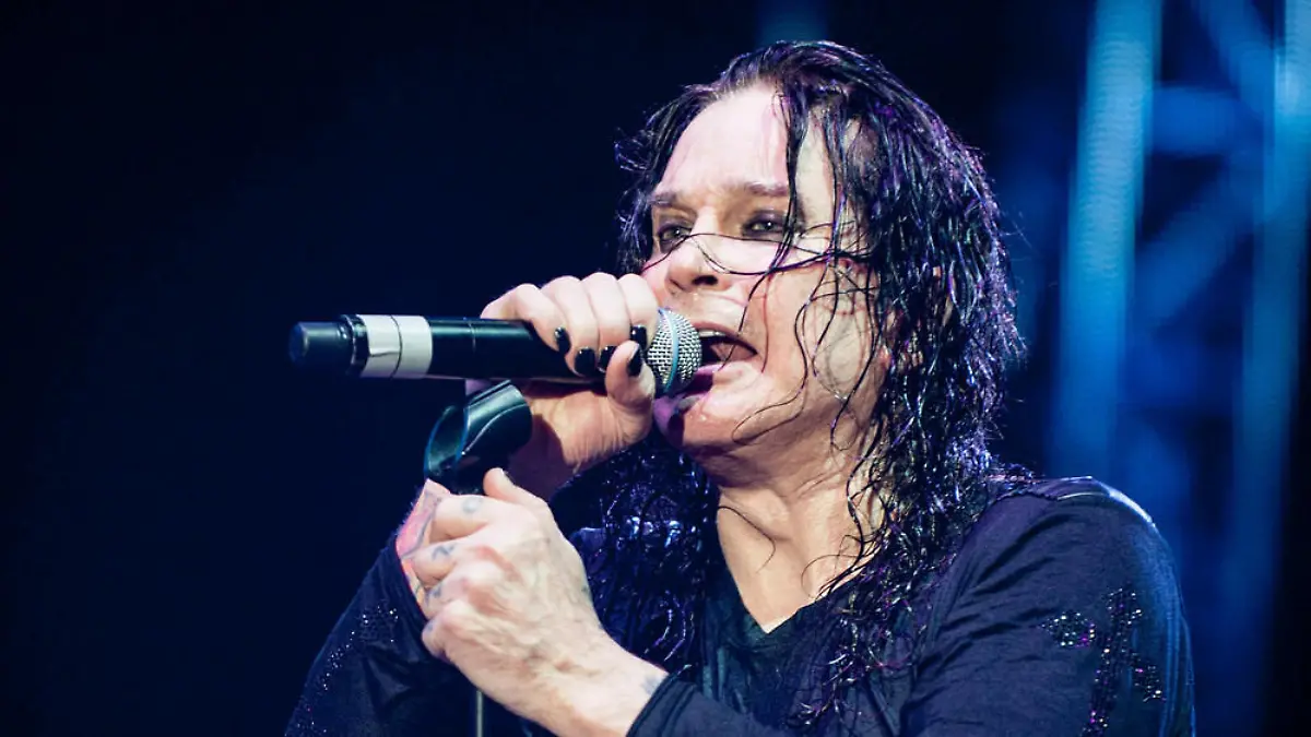 Kult-Rocker Ozzy Osbourne auf dem Weg der Besserung