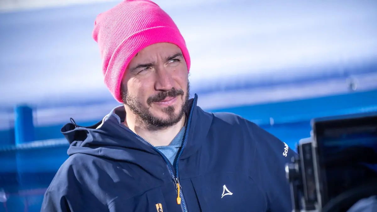 ARCHIV - 16.02.2023, Frankreich, Courchevel: Ski alpin: Weltmeisterschaft, Riesenslalom Damen: Felix Neureuther, ehemaliger deutscher Skirennläufer, verfolgt als TV Experte für die ARD den 2. Durchgang. Den aktuellen Rennkalender im Weltcup sieht der 38-Jährige kritisch. (zu dpa: ««Unzeitgemäß»: Ex-Skistar Neureuther fordert neuen Rennkalender») Foto: Michael Kappeler/dpa +++ dpa-Bildfunk +++