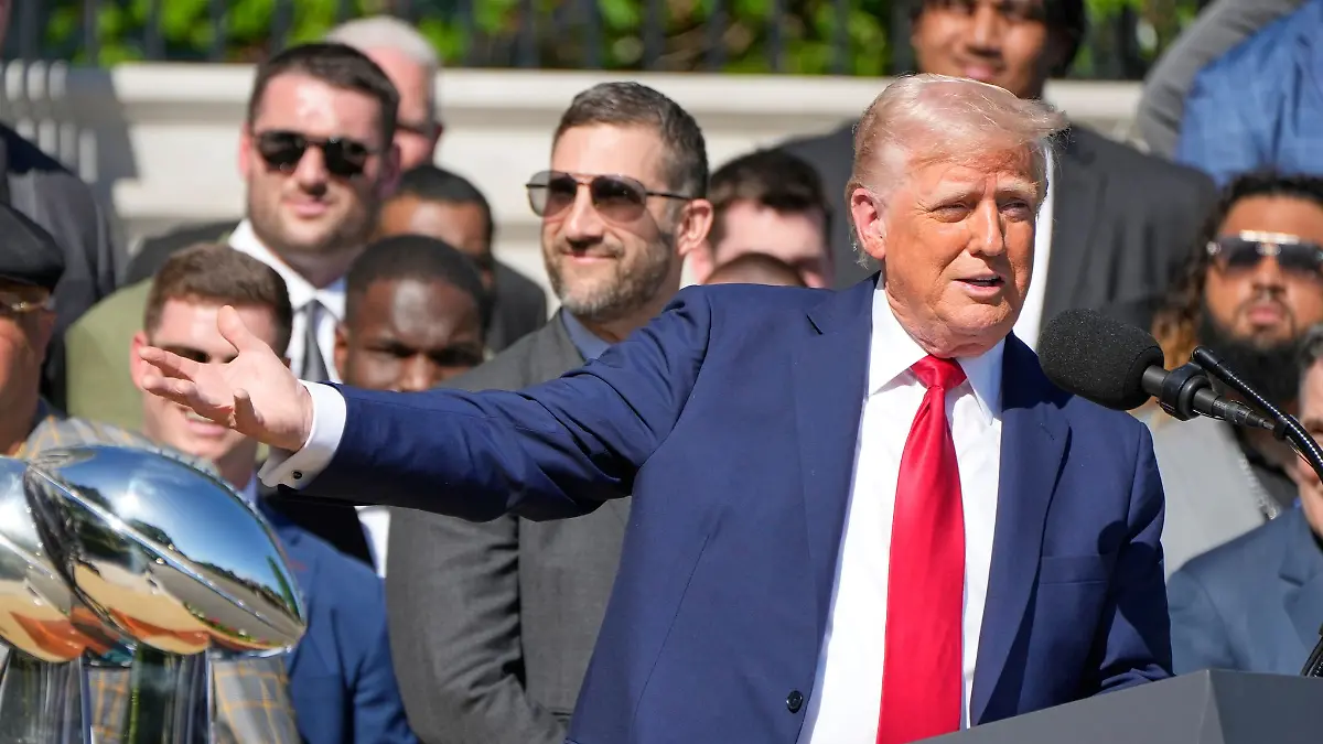 Donald Trump würdigte die Eagles für ihren Sieg im Super Bowl.