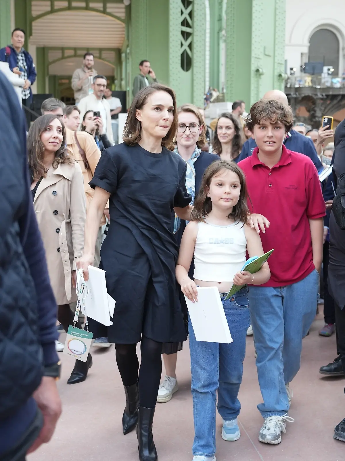Bild zu: "Stolze Mama! Natalie Portman zeigt erstmals ihre Kinder"