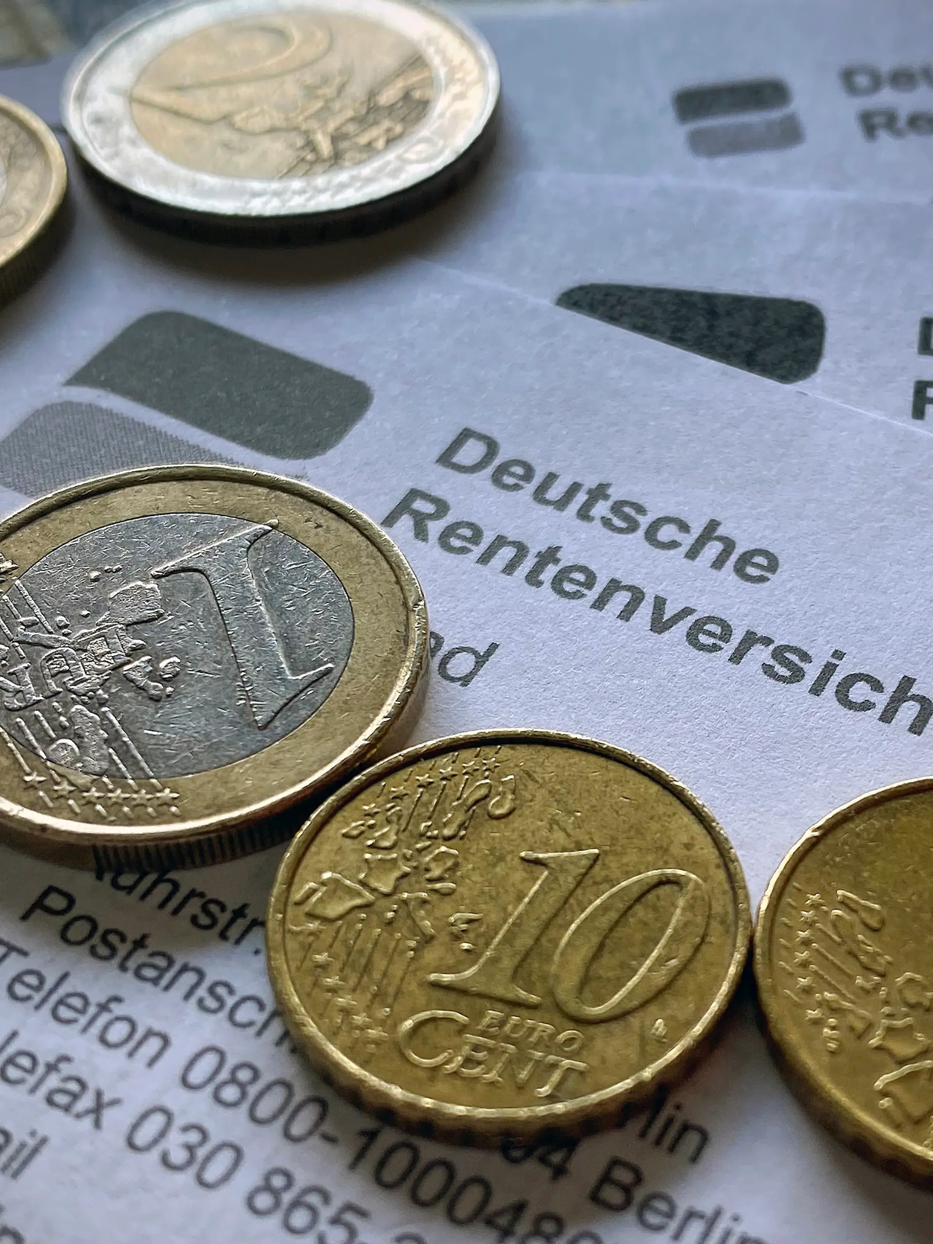Bild zu: "Rentenerhöhung im Juli 2025"
