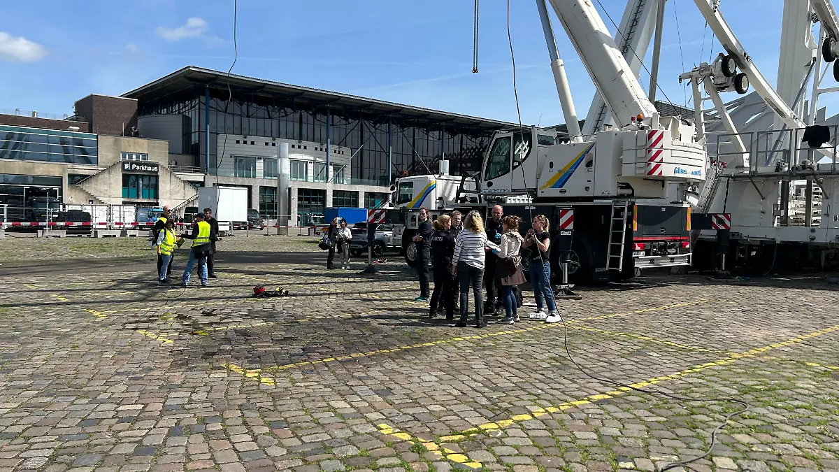 An dieser Stelle kam der Mann auf. 