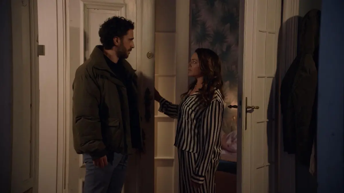Tobias (Jan Kittmann) und Emily (Anne Menden)