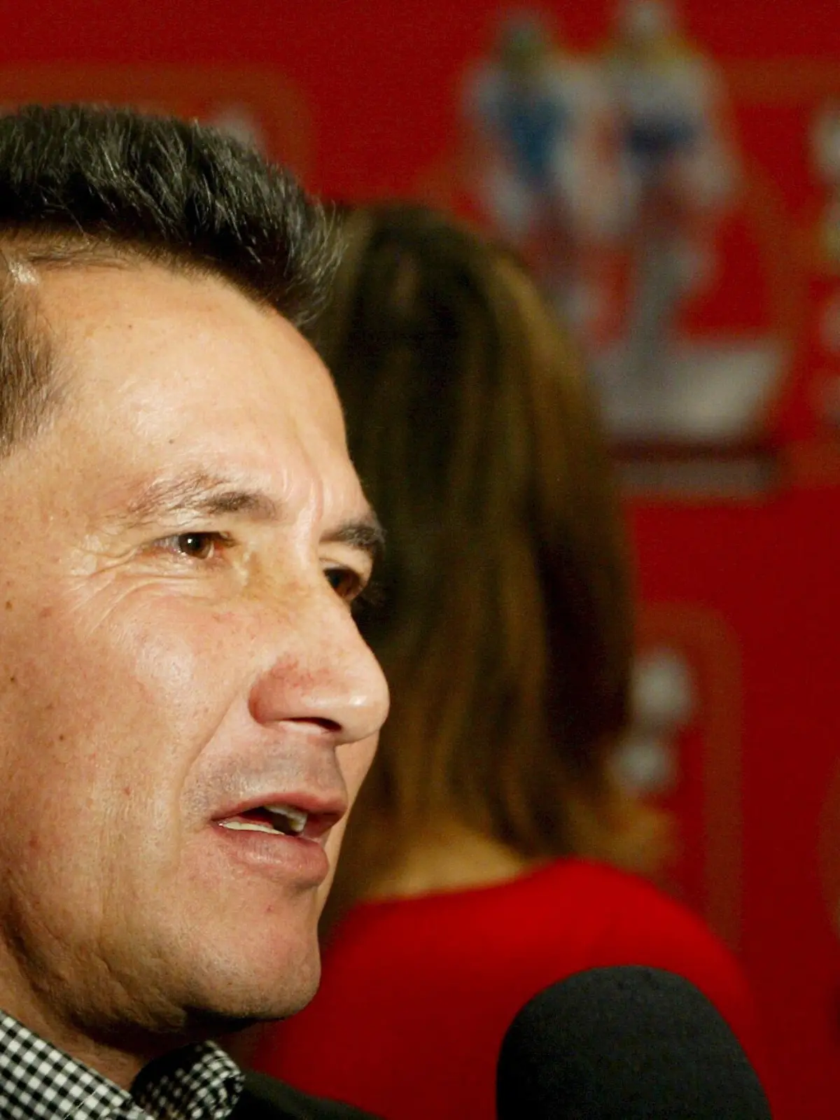 Luis Herrera, ehemaliger Radprofi aus Kolumbien, bei einer Pressekonferenz im Jahr 2007 in Bogota. 
