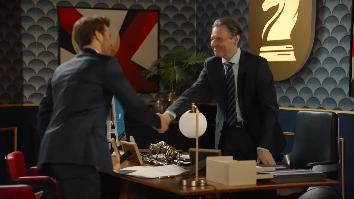 Dieser Handschlag macht Jo Gerner zu einem sehr glücklichen Mann und Vater