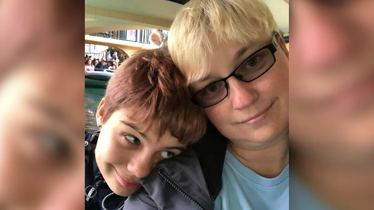 Jennifer (13) leidet an tödlicher Krankheit