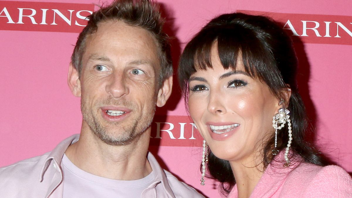 Formel-1-Jenson-Button-und-seine-Frau-Brittny-in-London-berfallen