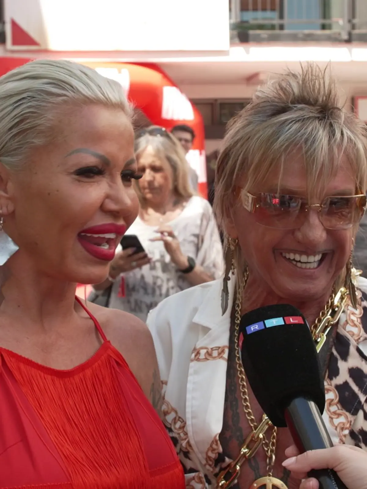 Ginger und Bert Wollersheim zusammen beim Bild-Renntag 2025. 