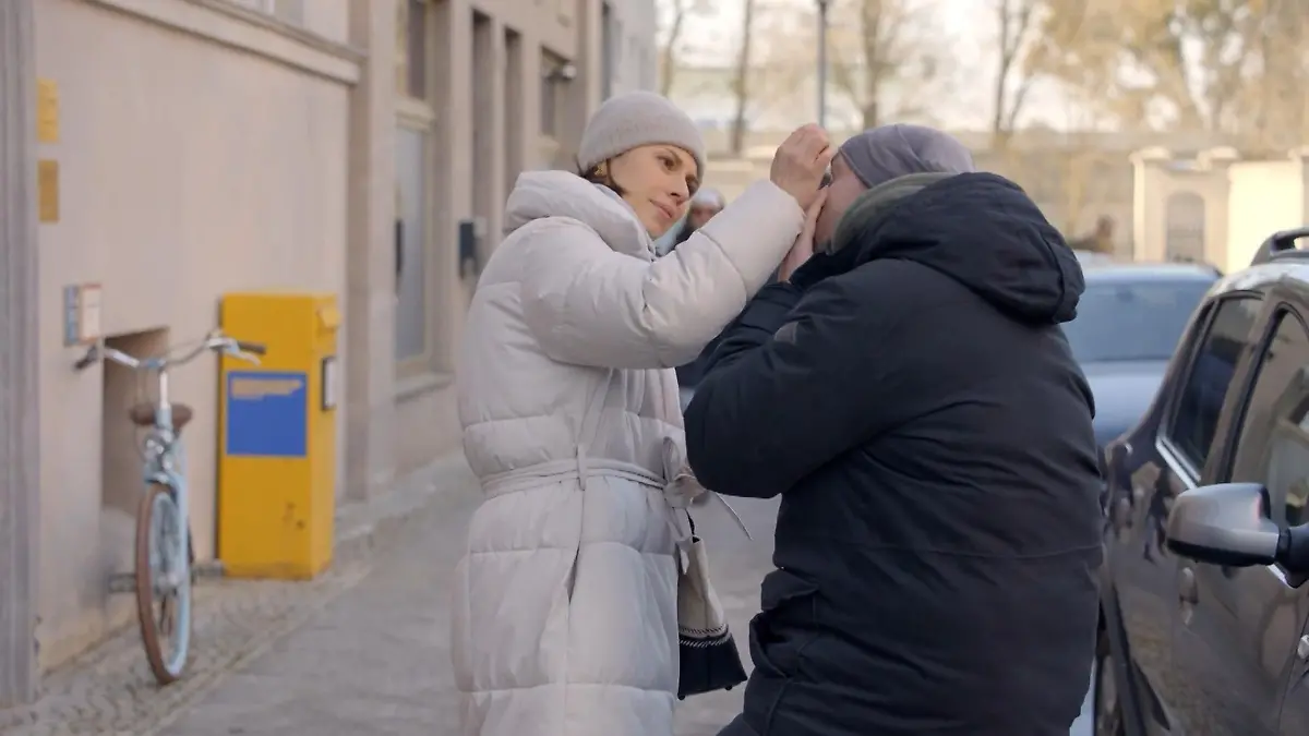 Was geht da wirklich bei Matilda und Erik? Ein Blick sagt mehr als tausend Worte