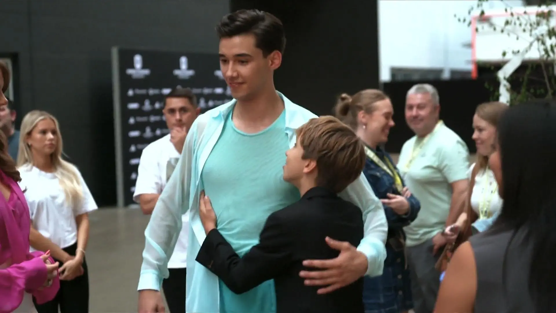 Diego Pooth und sein Bruder Rocco sind unzertrennlich Backstage bei „Let’s Dance“