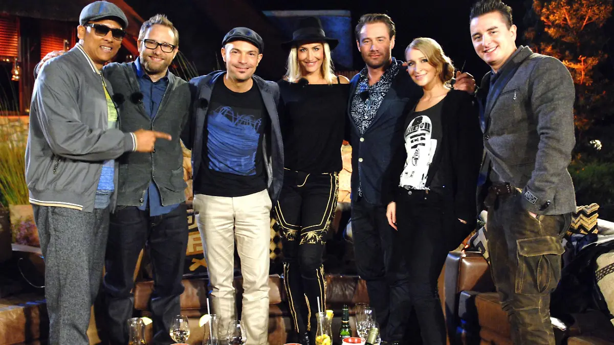 V.l.: Xavier Naidoo, Gregor Meyle, Roger Cicero, Sarah Connor, Sasha, Sandra Nasic und Andreas Gabalier