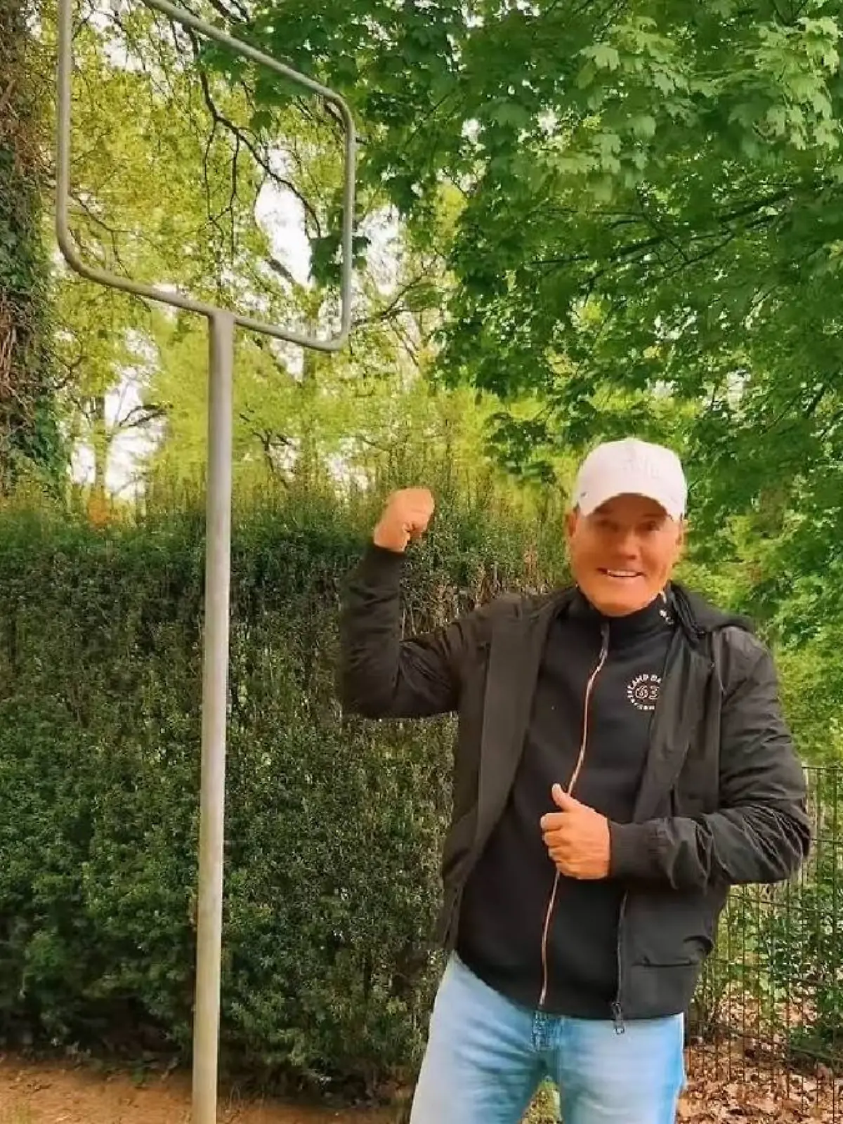 Dieter Bohlen auf der Jagd nach dreisten Tötensen-Dieben.
