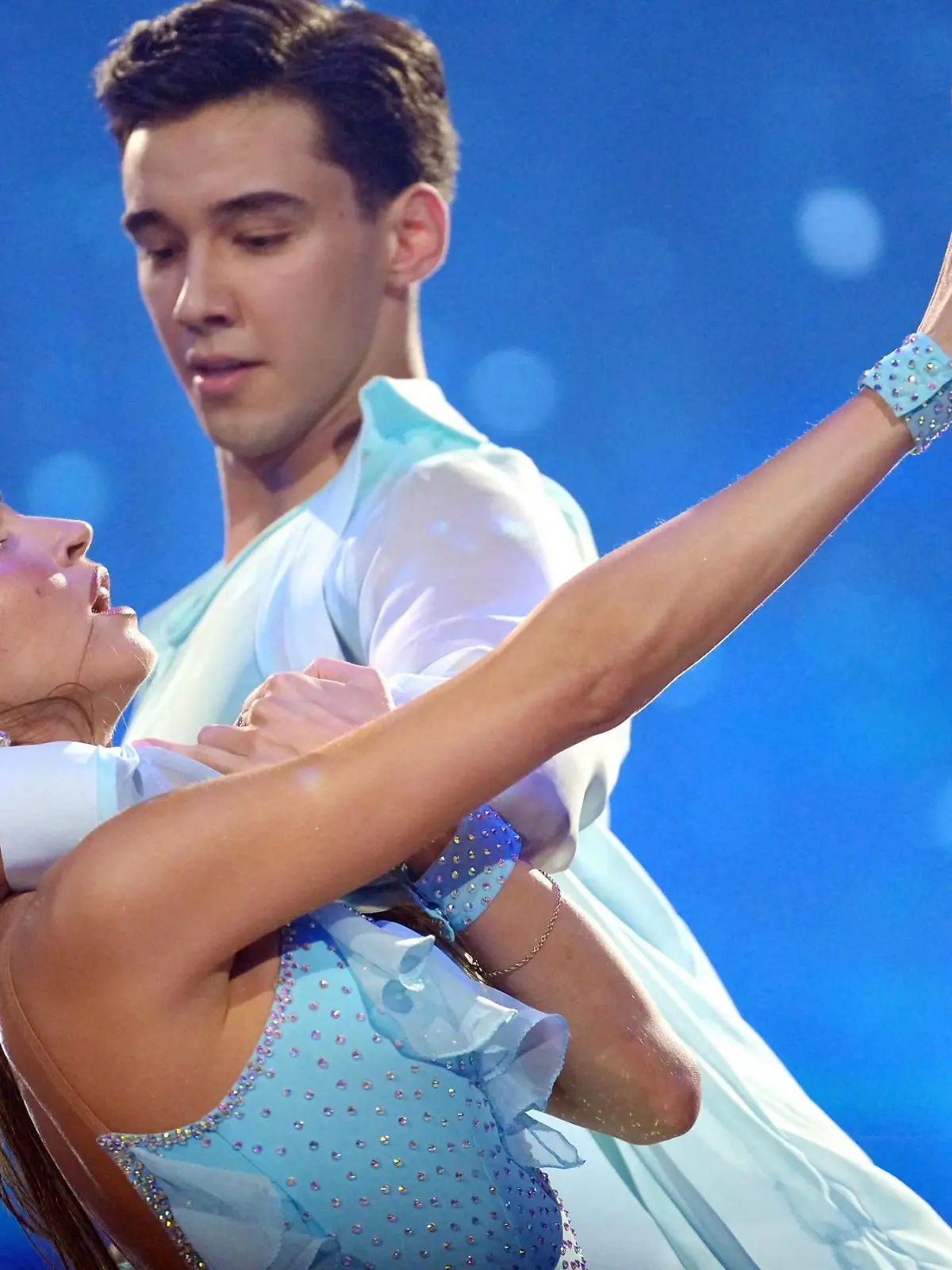 Bild zu: "Diego Pooth nimmt bei „Let’s Dance” Abschied von seinem Opa"