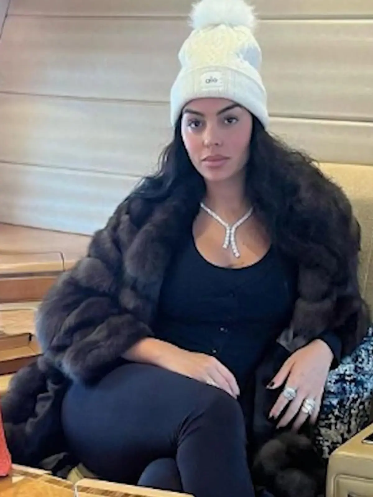 Bild zu: "Ronaldos Freundin Georgina Rodriguez wird kritisiert"