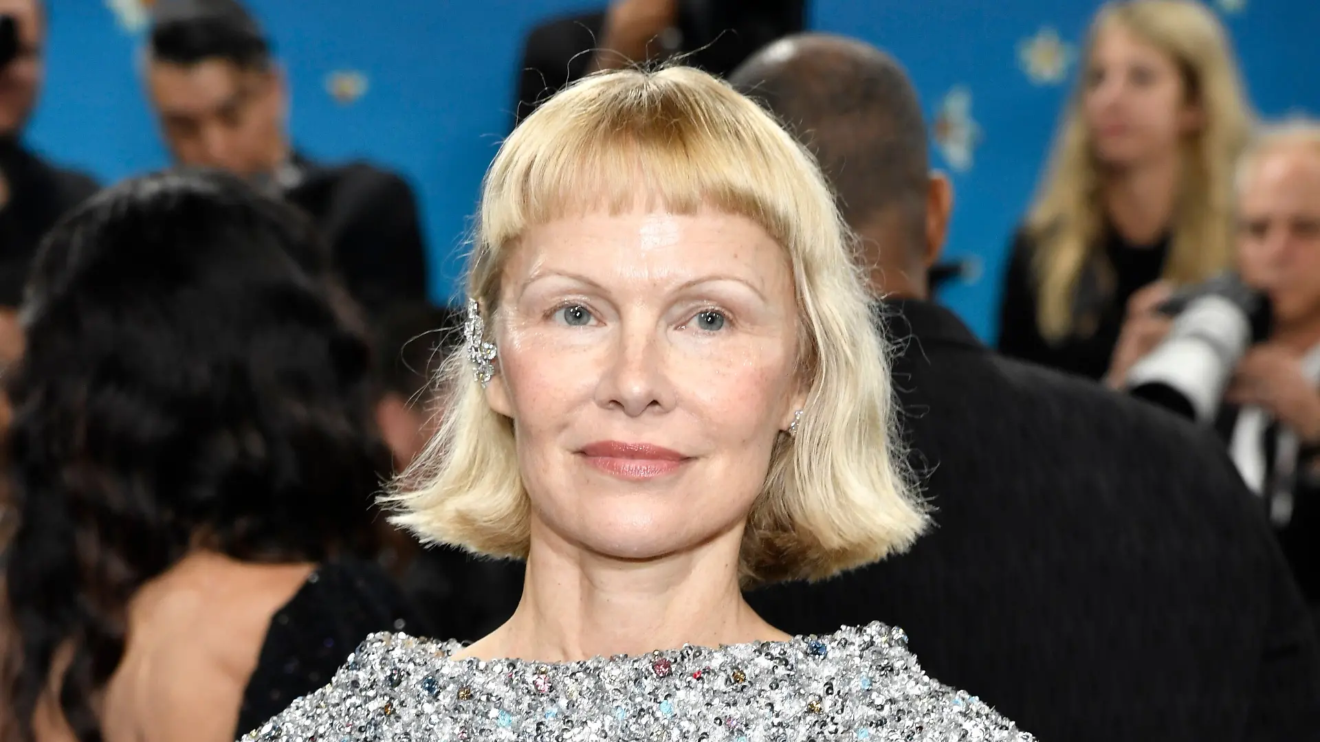 Pamela, bist du das? Die neue Frisur macht aus der Schauspielerin einen ganz anderen Typ.