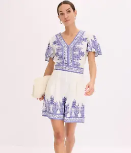 Overall mit floralem Design