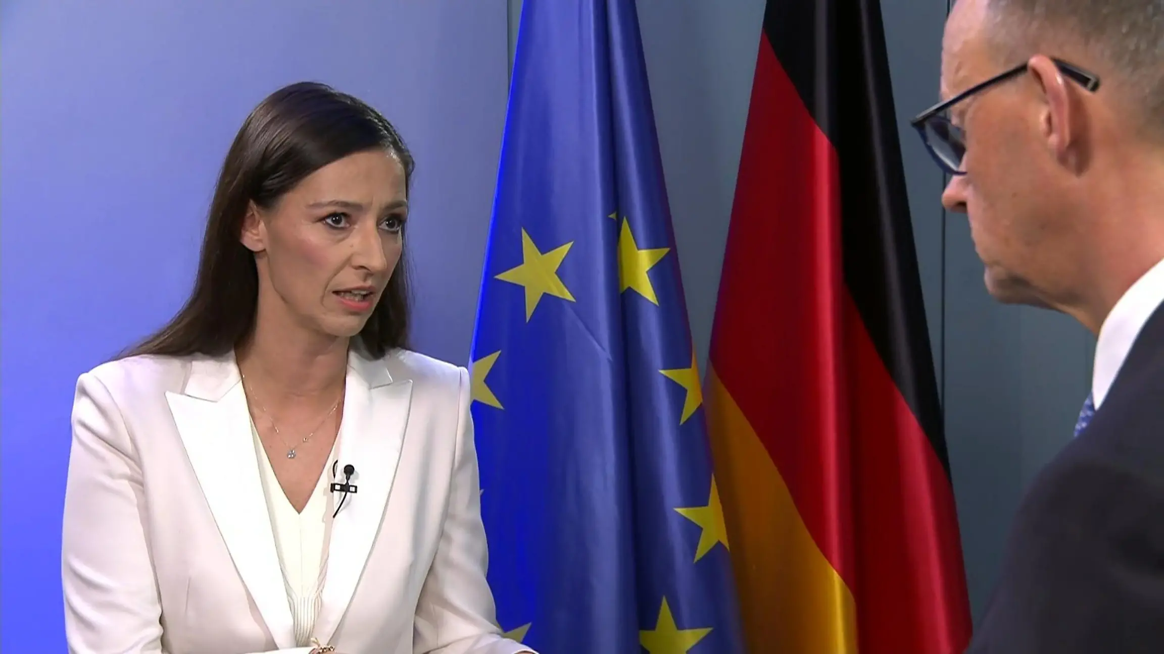 Merz ist erster Kanzler mit Kindern seit 1998 Nach Wahlkrimi im Bundestag