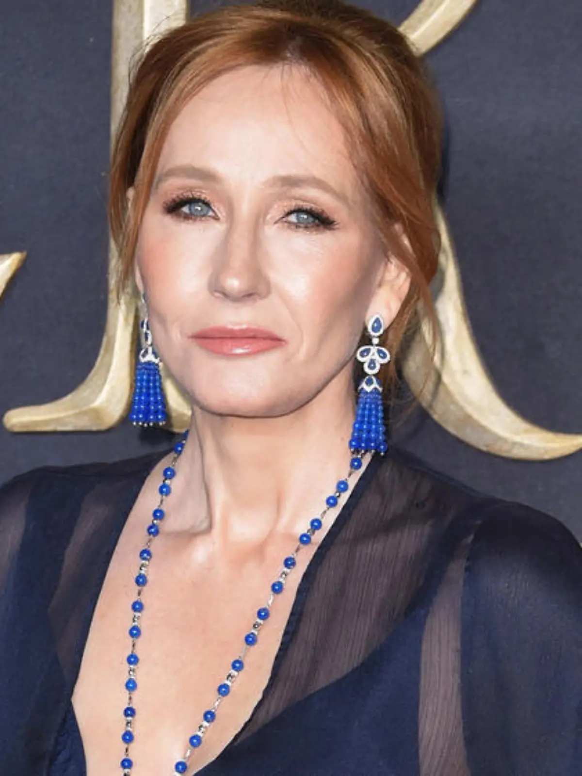 J.K. Rowling verteidigt ihre umstrittenen Tweets über Transsexuelle