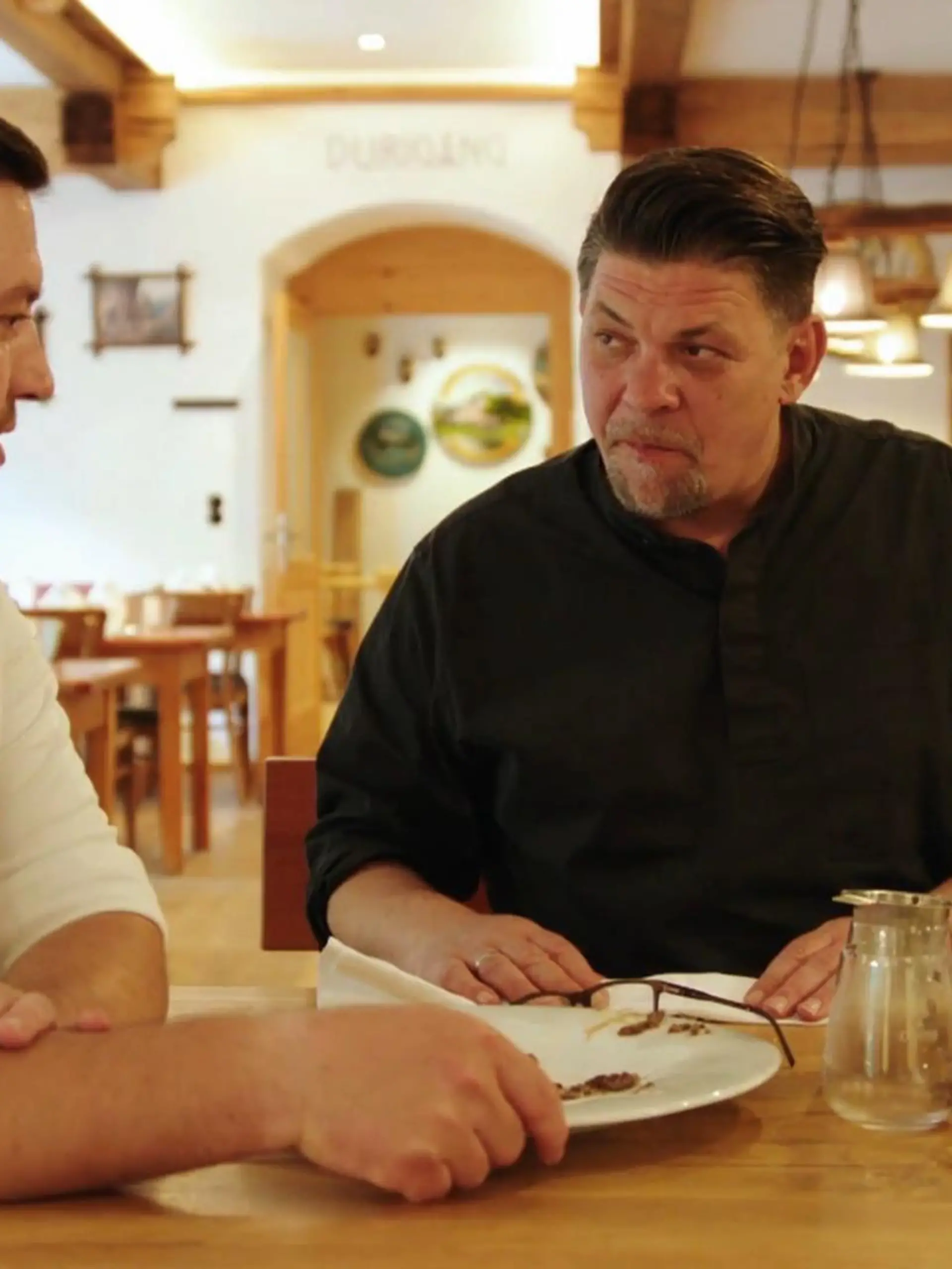 Bild zu: "Tim Mälzer schmeißt einfach alle Regeln über Bord"