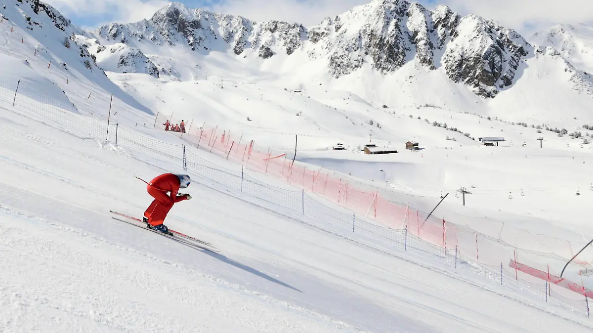 Andorra: Speed Ski World Cup Finals A speed skier competing on the FIS Speed Ski World Cup Finals, the fastest nonmotorized that consists in going downhill in a straight line at as high speed as possible, reaching and surpassing the 200kmh often. Andorra la Vella Andorra Andorra Copyright: BrisaxPalomar