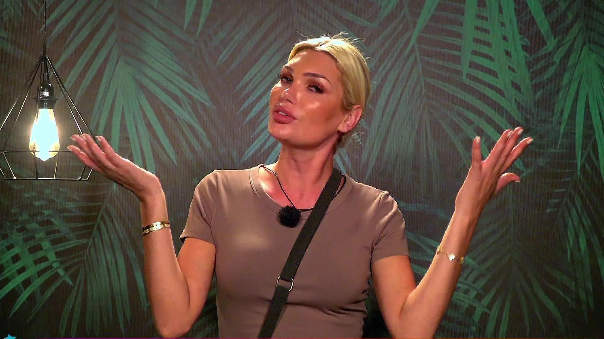 Giuliana Farfalla: „Komm, ich zeig dir ma Vagina!” Intime Einblicke bei „Kampf der Realitystars”