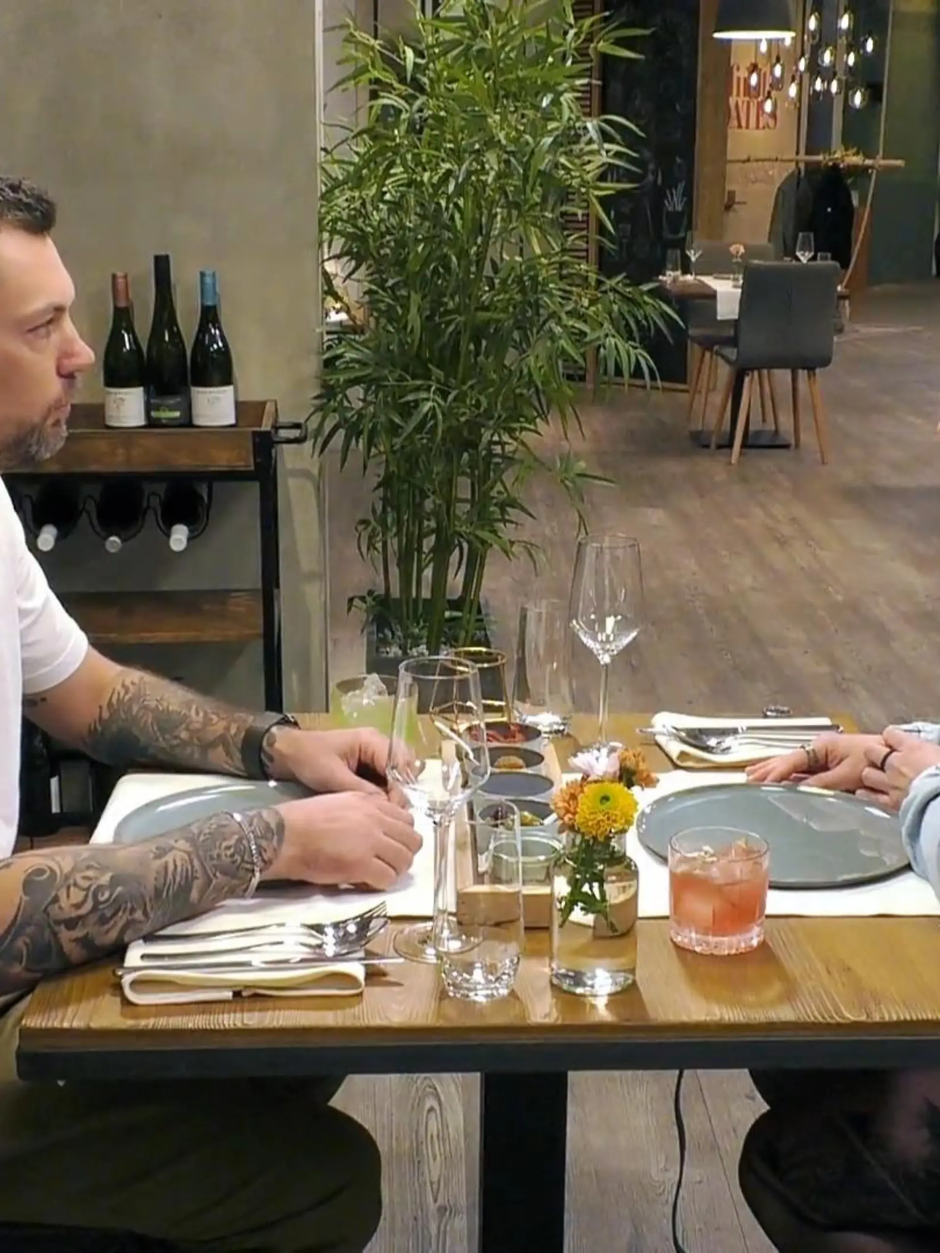 Bild zu: "Die „First Dates"-Crew ist sich sicher: „Das ist ein Match"."