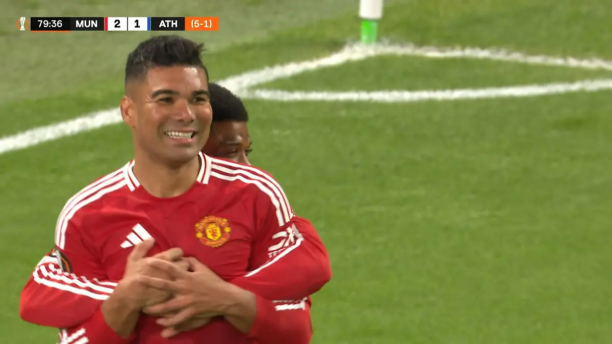 Casemiro köpft United auf Finalkurs! United in Führung!