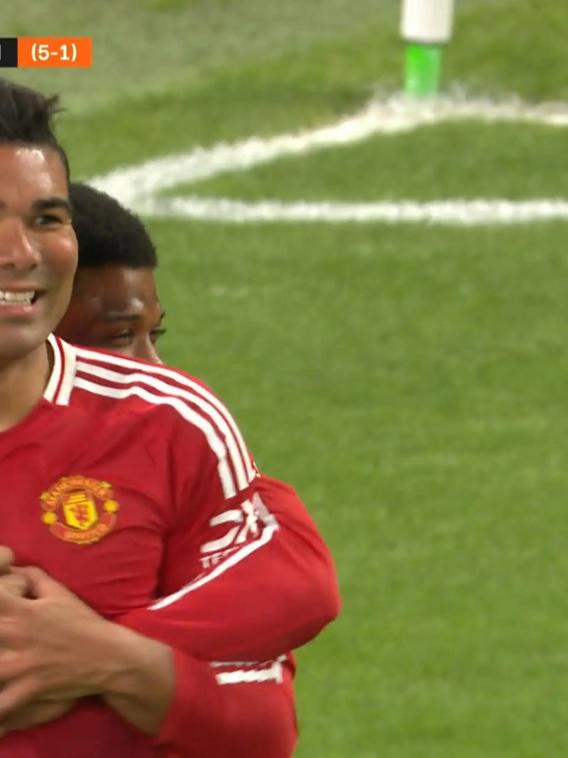 Bild zu: "Casemiro köpft United auf Finalkurs!"