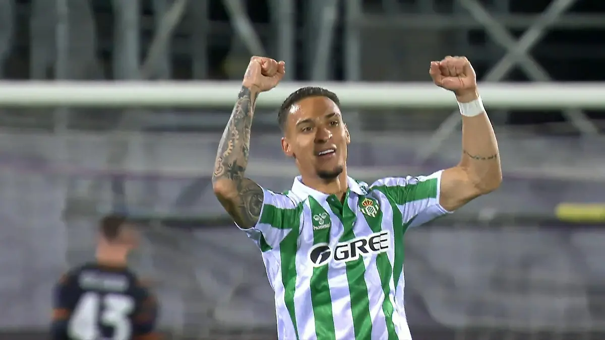 2x Gosens reicht nicht: Betis kämpft sich ins Endspiel! Drama in Florenz – Last-Minute-Ausgleich