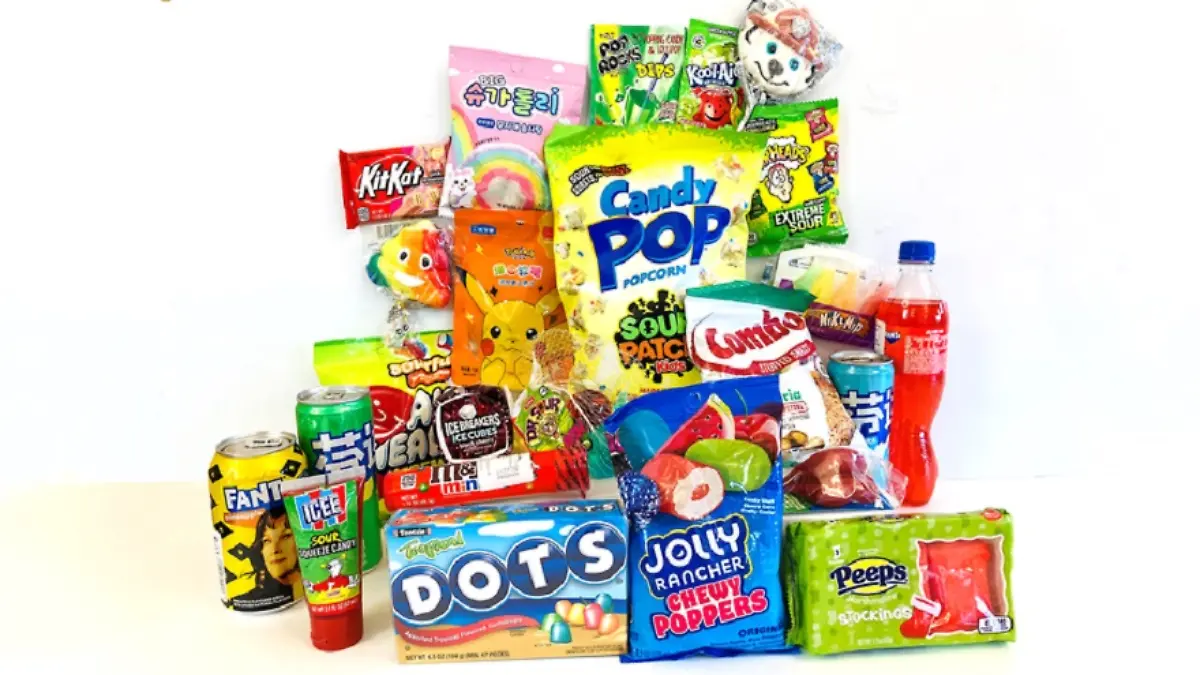 Candy Shops sind randvoll mit bunten, geschmacksintensiven Süßigkeiten.