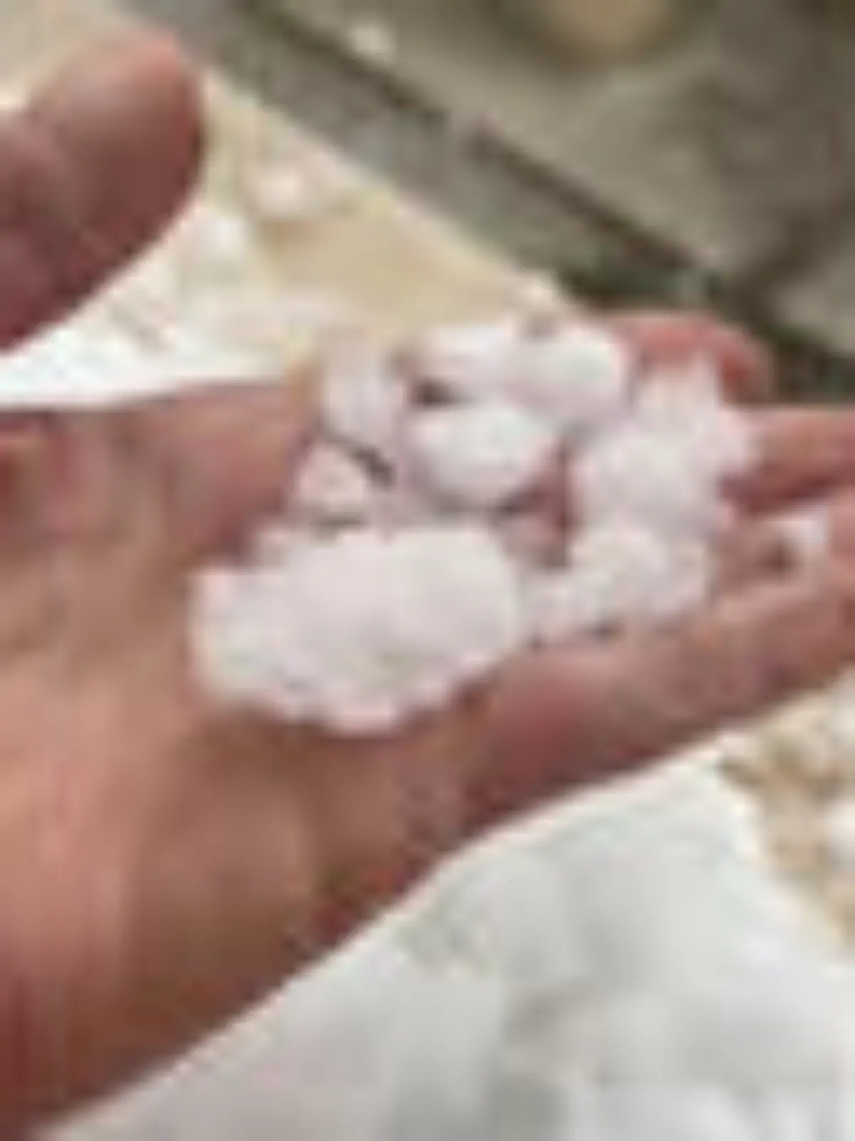 Bild zu: "Unwetter in Spanien! Starker Hagelschauer trifft beliebtes Ferienziel"