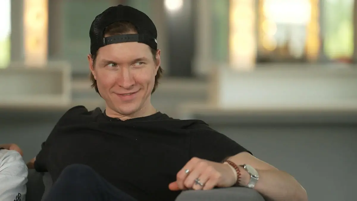 Zwischen Evgeny Vinokurov und Massimo Sinató wird's knistern Heißes Opening bei „Let’s Dance”